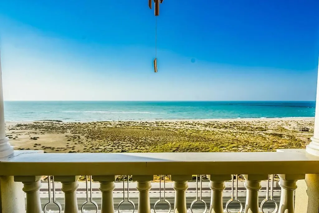 Ocean Breeze Retreat Apartment Ras al-Khaimah